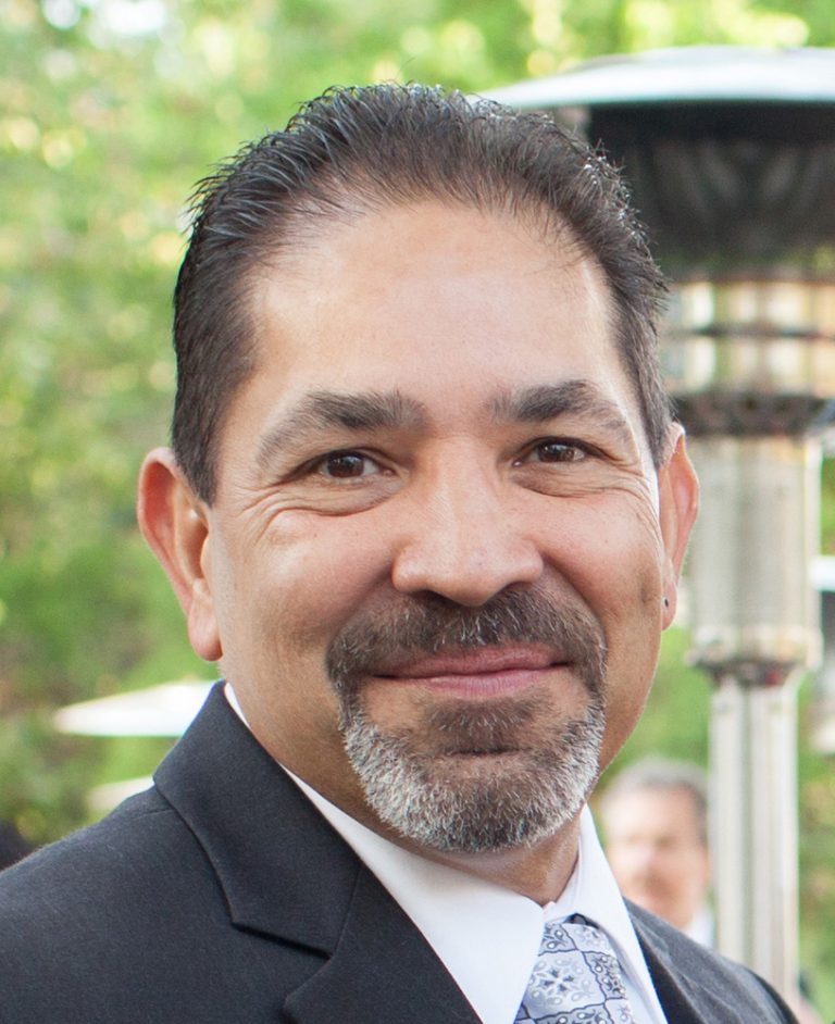 Distinguished Speaker – Dr. Felix Villanueva